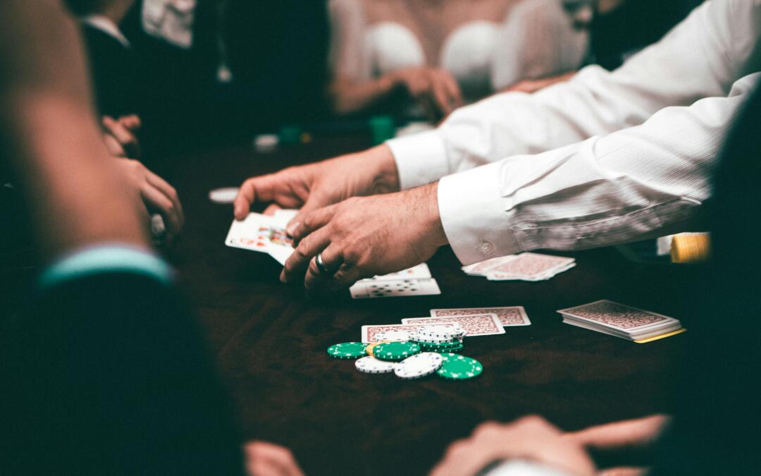 Blackjack – Det folkliga kortspelet med casinoanknytning